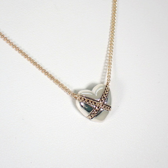 TIFFANY Silver Heart Necklace - Picture 4 of 11